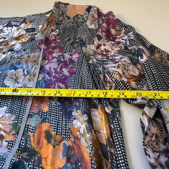 Johnny Was Workshop Lace Up Bell Sleeve Floral Tunic | Size Small - Picture 7 of 9
